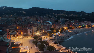 vista sulla baia e il borgo di San Terenzo dal castello di San Terenzo liguria golfo dei poeti lerici italia explorers around